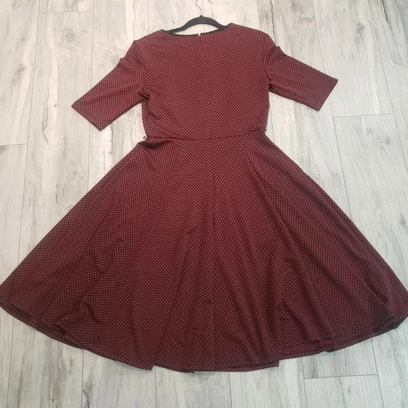 Danny & Nicole Womans Red/Black Polka Dot Fit & Flair Knit Dress Size 10 - Picture 2 of 7